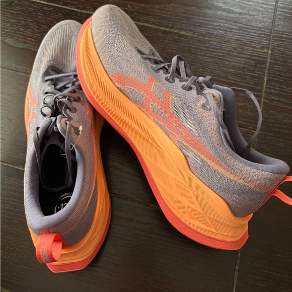 ASICS Superblast 2 in Greyish Purple and Coral main image 4